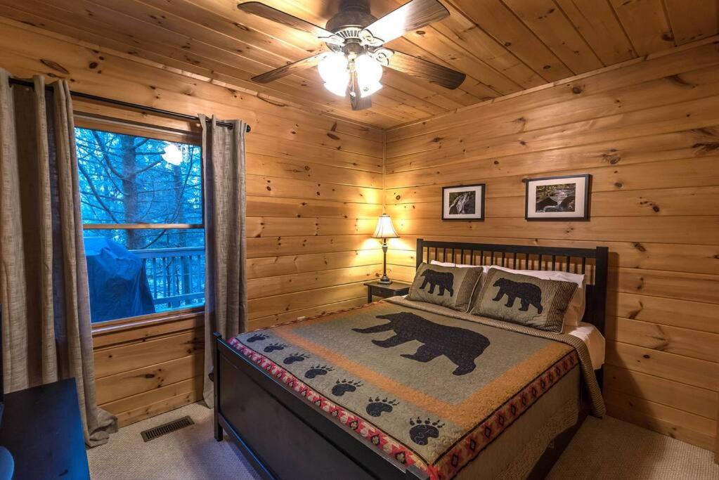 Private Creekside Cabin+Hot Tub,Pool Table, & Pets Елліджей Екстер'єр фото